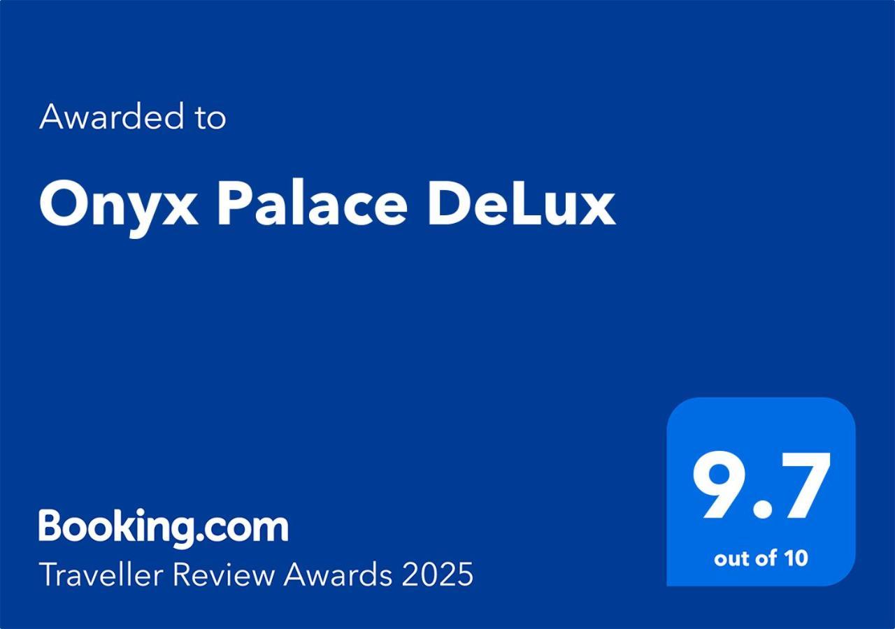 Onyx Palace Delux 바투미 외부 사진